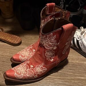 Circle G Red Western Floral Embroidered Ankle Boots